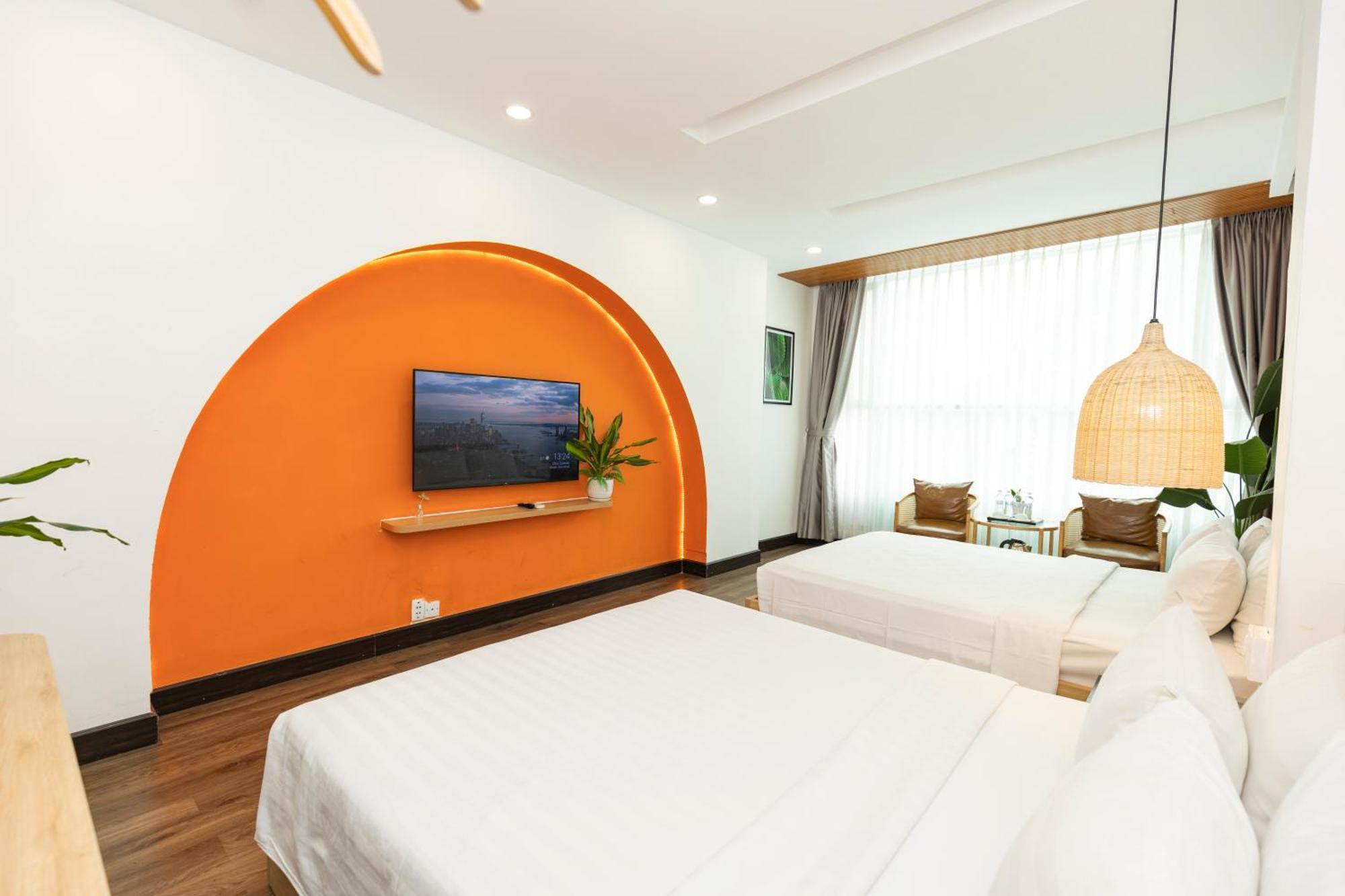 The One Premium Hotel Ho Chi Minh City Exterior photo