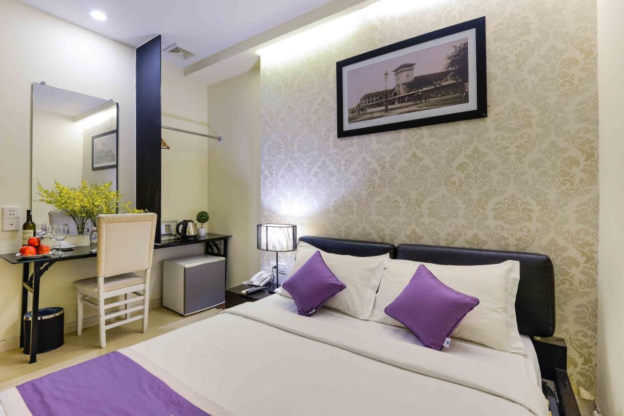 The One Premium Hotel Ho Chi Minh City Exterior photo