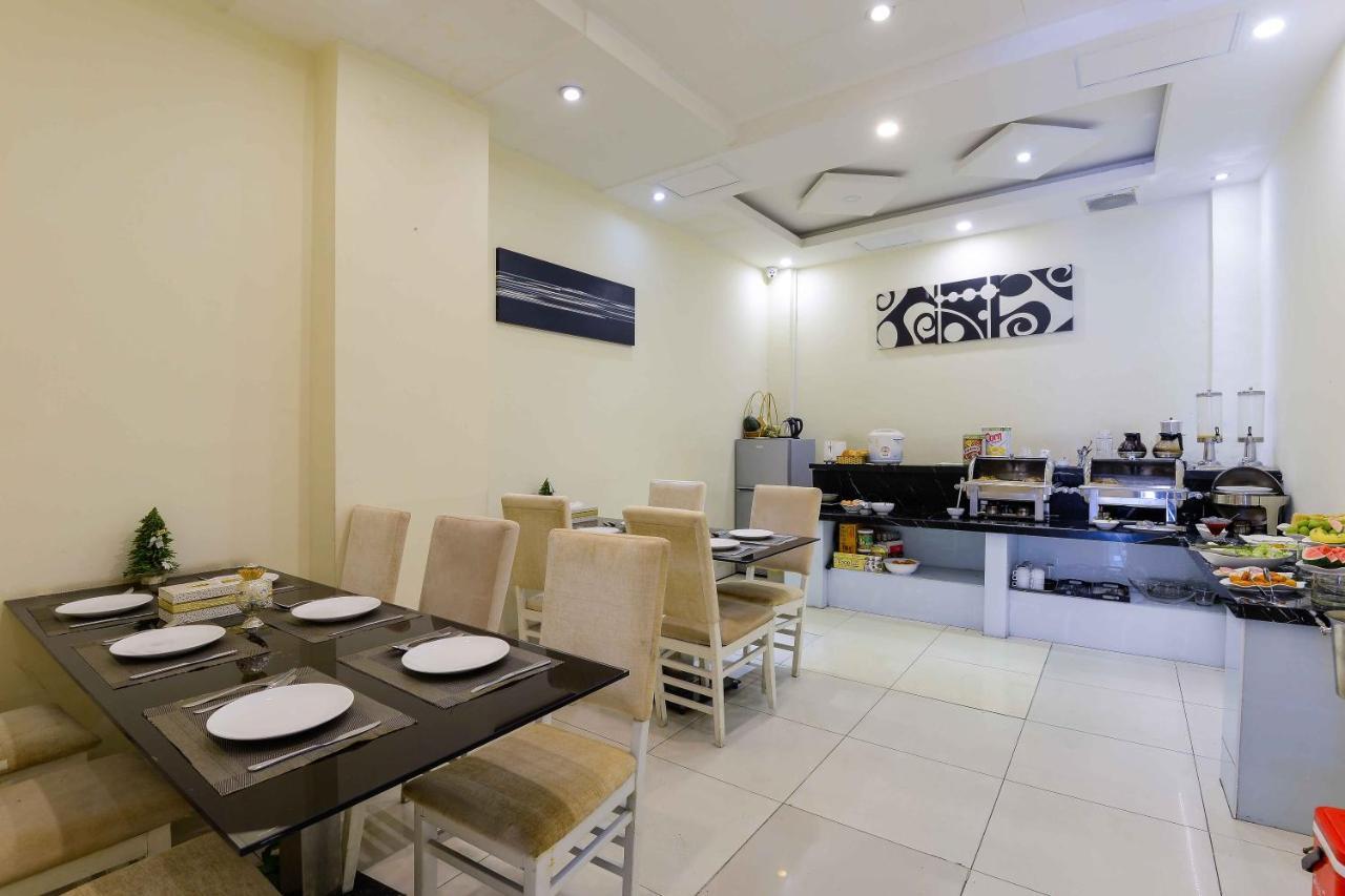 The One Premium Hotel Ho Chi Minh City Exterior photo